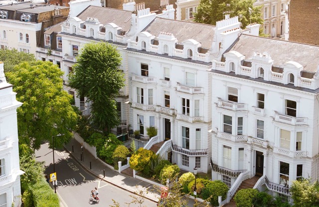 Luxurious 3-Bedroom Notting Hill