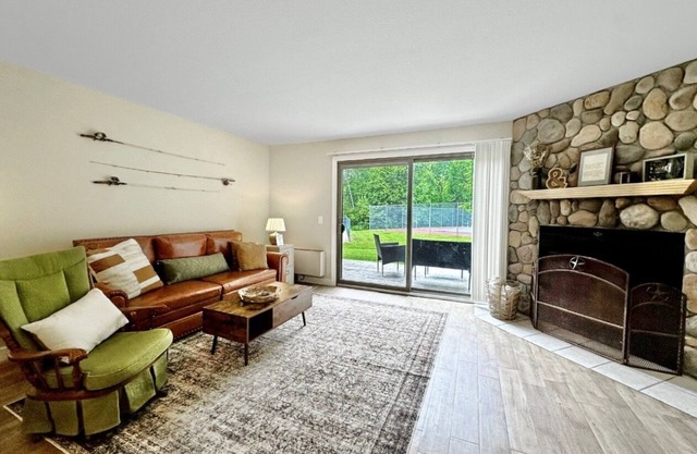 Luxurious 3BR | Resort Townhome Retreat | Near Trails, Golf, Dock Access