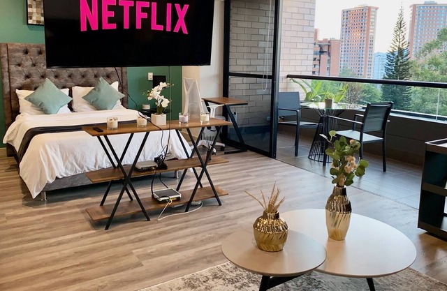 Luxurious and comfortable studio apartment in the heart of Medellín town