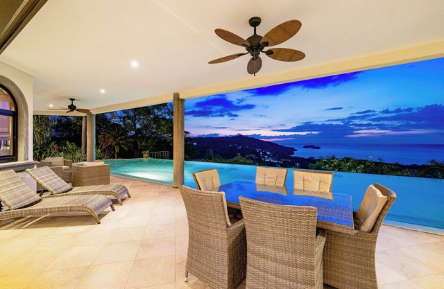 Luxurious Oceanview Villa in Gated Community. Your Paradise Awaits at La Cima