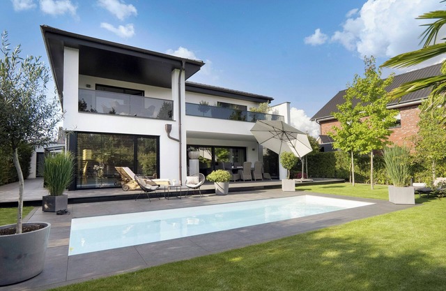 Luxurious Schaffner Apartment with Private Pool, Sauna, Hot Tub, Terrace and Wi-Fi