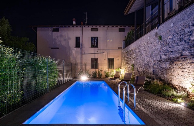Luxury 1 in Como With 2 Bedrooms and 2 Bathrooms