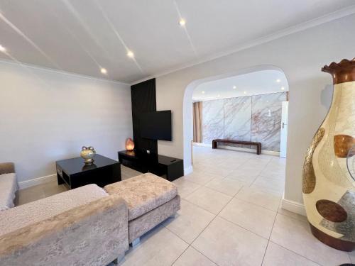 Luxury 14 sleeper villa Lamsyh