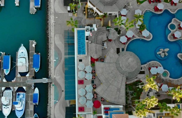 Luxury 1BR Suite at Cabo San Lucas