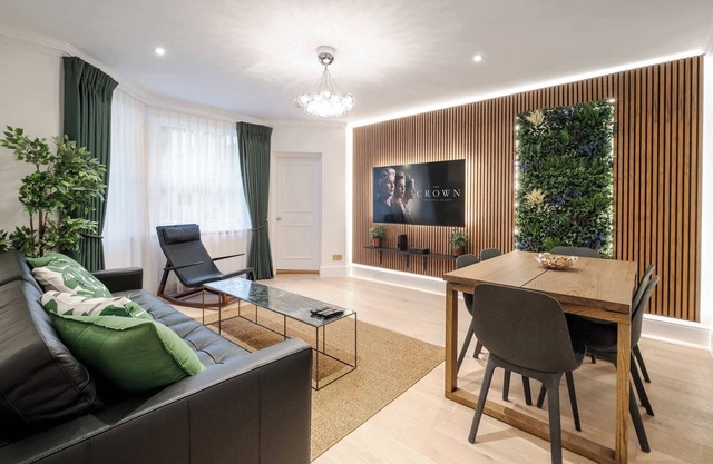 Luxury 2 Bed Flat in South Ken, at the ♥️ of Central London, w/Air Con