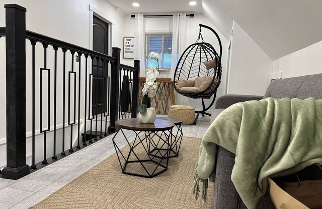 Luxury 2-bedroom unit/Great for Travel Nurse or Travel Professional