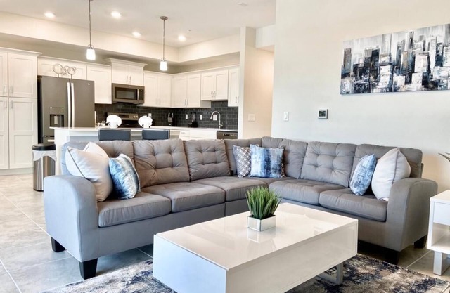 Luxury 2bd/2 bath Condo Home 250