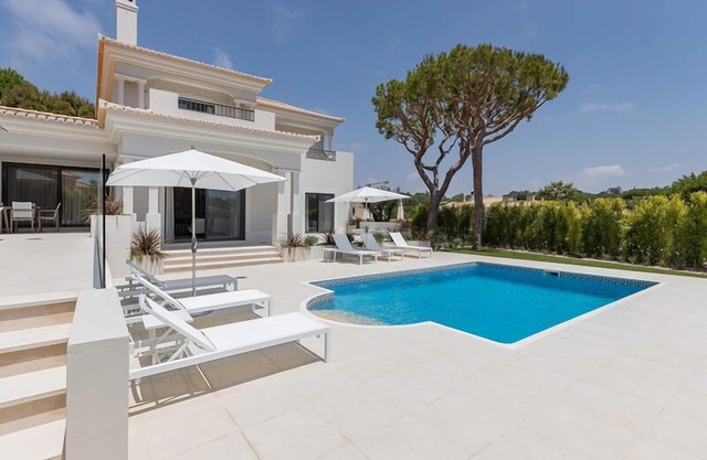 Luxury 4 Bed Villa in Dunas Douradas with Pool F232 - Almancil, Algarve