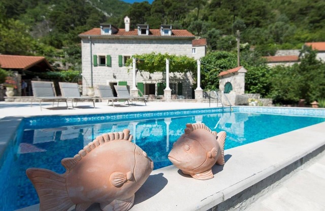 Luxury 5 Bedrooms Stone Villa Amazing View