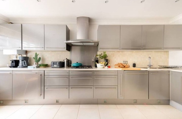 Luxury 5BR/5 Beds House Free Parking/Portable Aircons/Great Views