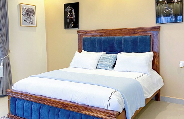 Luxury Apartment at Naguru Pearl, Swimming Pool, Free WIFI, self check-in