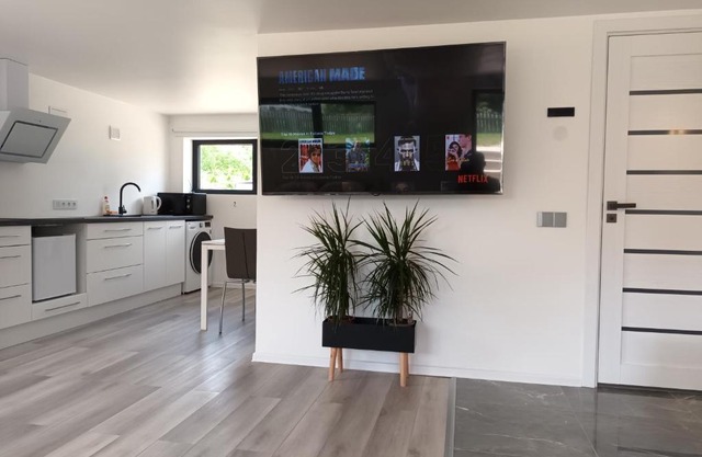 Luxury Apartment Private House and Parking Netflix
