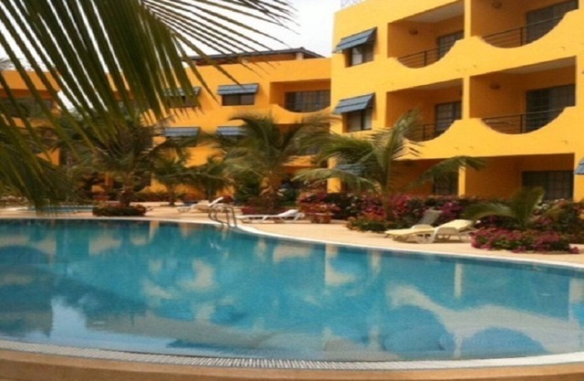 Luxury apartment with swimming pool