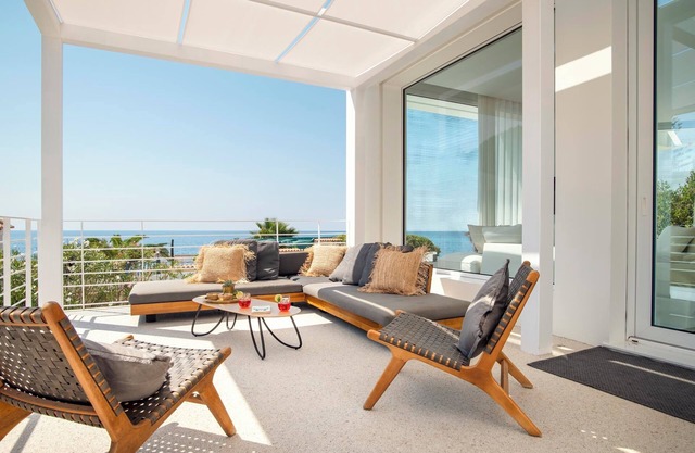 Luxury beachfront villa with heated pool - Fontane Bianche, Syracuse