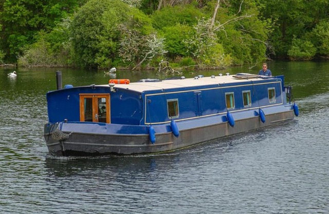 Luxury boats and moorings Regents Park