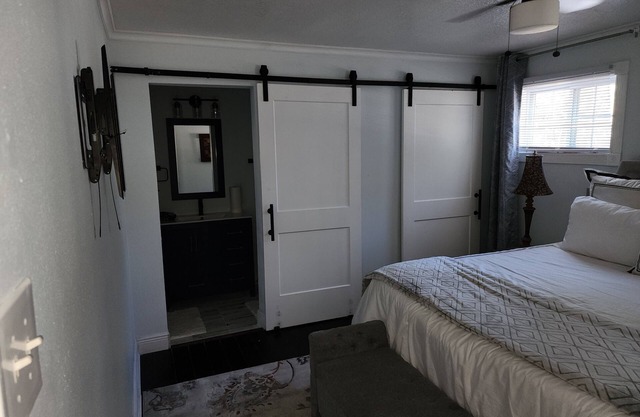 Luxury Bungalow close to the Beaches, Entertainment & Casinos.