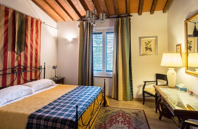 Luxury Central Apartment.Terrace with views of all Florence. Lift. Fiber WIFI.AC