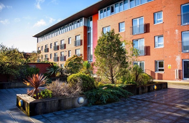 Luxury City Apartment| Underground Parking| 5*