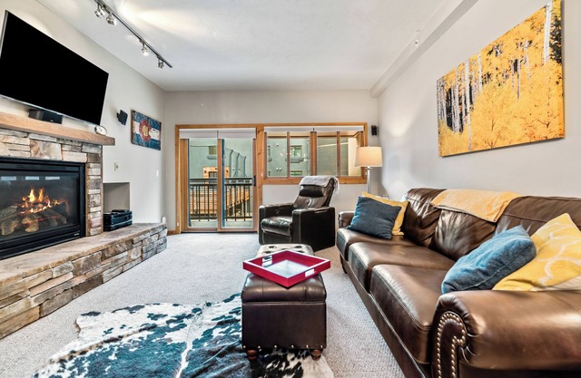 Luxury Condo at Breckenridge's only ski-in AND ski-out downtown location