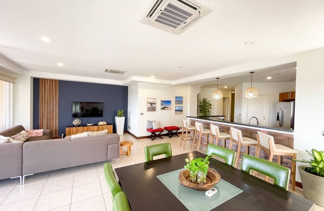 Luxury Condo with Stunning Mountain Views, Resort Amenities & Easy Beach Access