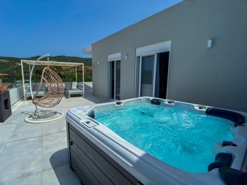 Luxury Dream with Private Jacuzzi
