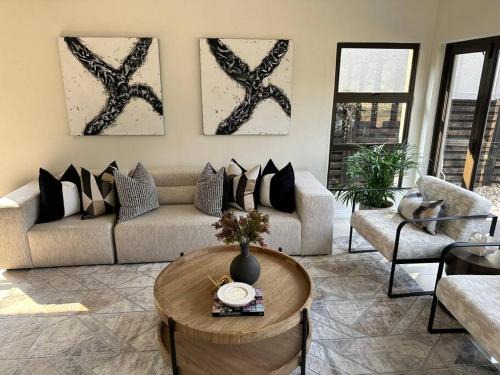 Luxury Escape - Pecanwood Golf Estate - Hartbeespoort