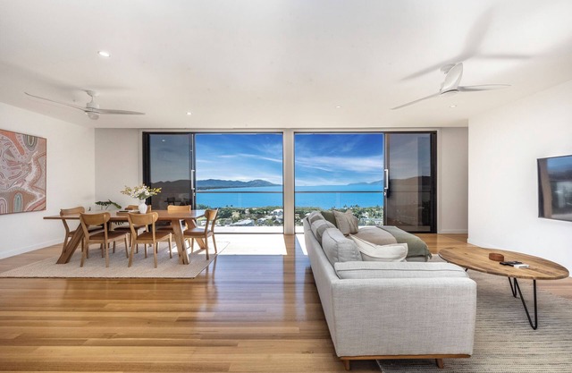 Luxury Escapes Townsville Villa B