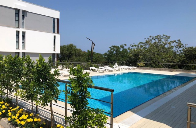 Luxury Flat, great view, private terrace, pool Lapta Kyrenia