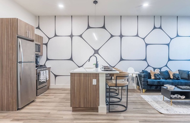 Luxury Lookout: NYC view, 2BR+Free Parking, Sleeps 8, 20%Off