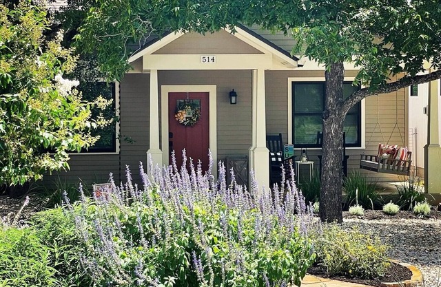 Luxury rental in the heart of Fredricksburg minutes from Main Street.