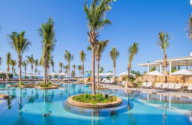 Luxury Two Bedroom Suite on Chileno Bay in Cabo