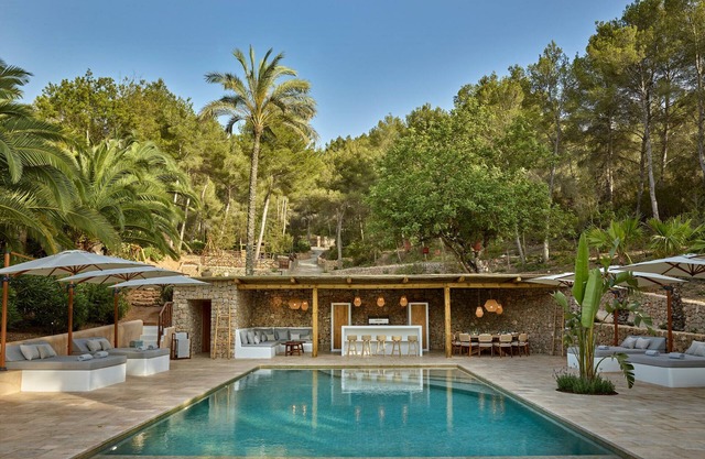 Luxury Villa Ibiza: Heated Pool & Yoga Deck, Luxury Villa Ibiza: Heated Pool & Yoga Deck