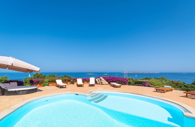 Luxury Villa Romazzino with private pool