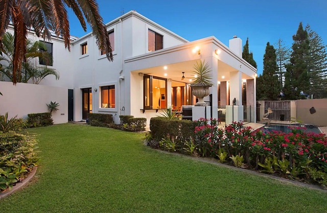 Luxury Villas Beach Villa (Ocean Views)