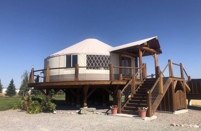 Luxury Yurt bordering Flathead Lake