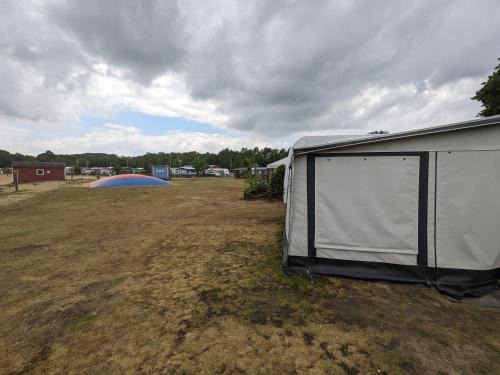 Luxuswohnwagen Butterfisch am Kransburger See 420