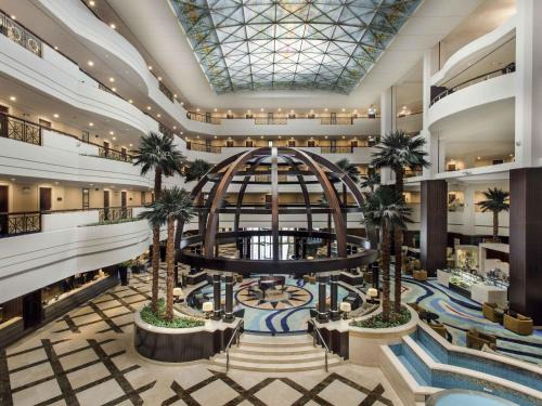 Mövenpick Grand Al Bustan Dubai 