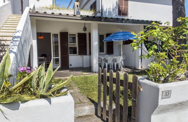 M049 - Marcelli, three-room apartment with garden 200 meters from the sea