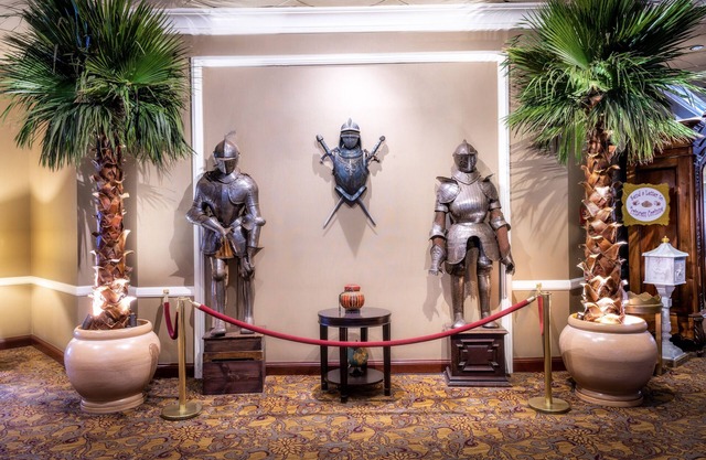 Magical Oasis Awaits! Castle-Themed Resort with Pool & Free Disneyland Shuttle