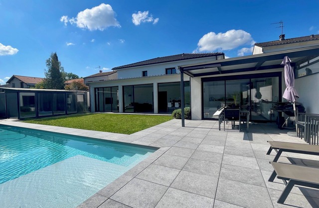 Magnificent contemporary architect-designed villa