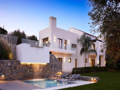 Magnificent Crete Villa 4 Bedrooms Villa Ánthos Two Large Private Pools & Jacuzzi Bbq Close To The Beach Rethymno