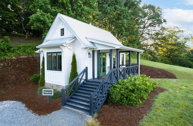 Magnolia Cottage at Julep Farms