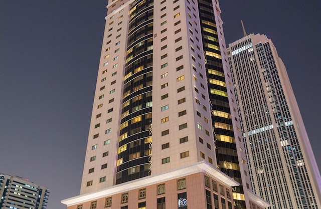 Magnum Hotel & Suites West Bay