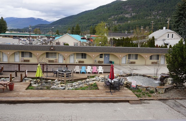 Magnuson Hotel Creston