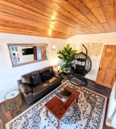 Magpie 4 Hot Tub Huntersmoon-Warminster-Bath-Salisbury