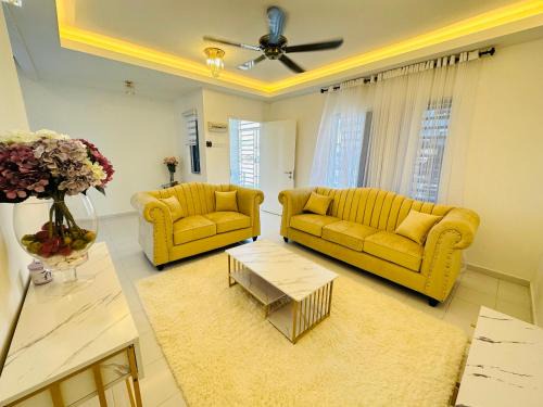 Mahligai Haza 2- Gambang