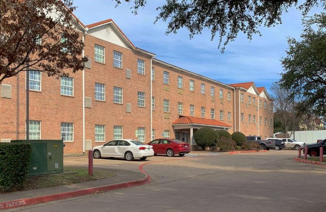 MainStay Suites Addison-Dallas