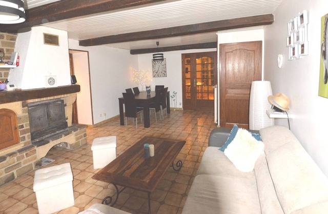 Maison Ancienne Tout Confort Avec Grande Terrasse au Calme