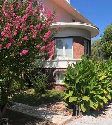 Maison Art Deco-5 salles de bains, 1 suite, piscine, clim, parking