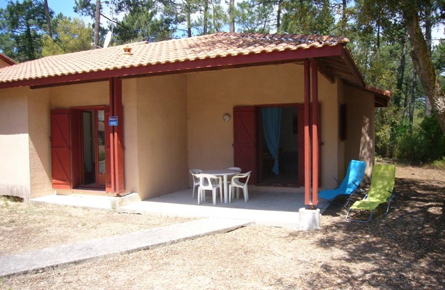 Maison au Calme Dans les Pins , Proche Ocean ; Golf,piste Cyclable